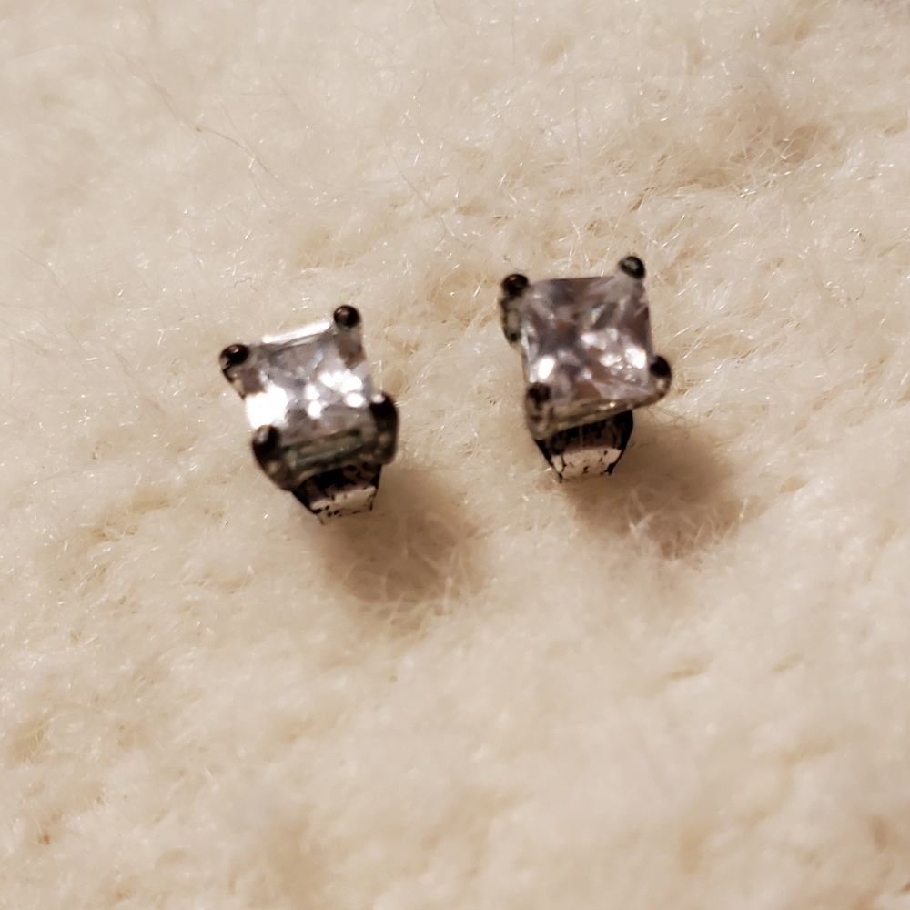Cubic Zirconium Studs